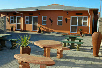 Bush Babies Swakopmund: outside view of 5 cottages