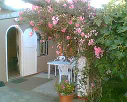 Huis Klipdrift Henties Bay, Namibia: patio