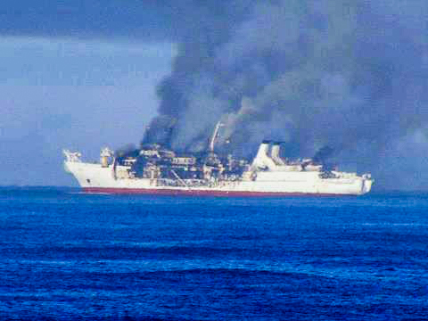 Chamarel on fire, Atlantic West Coast, Namibia