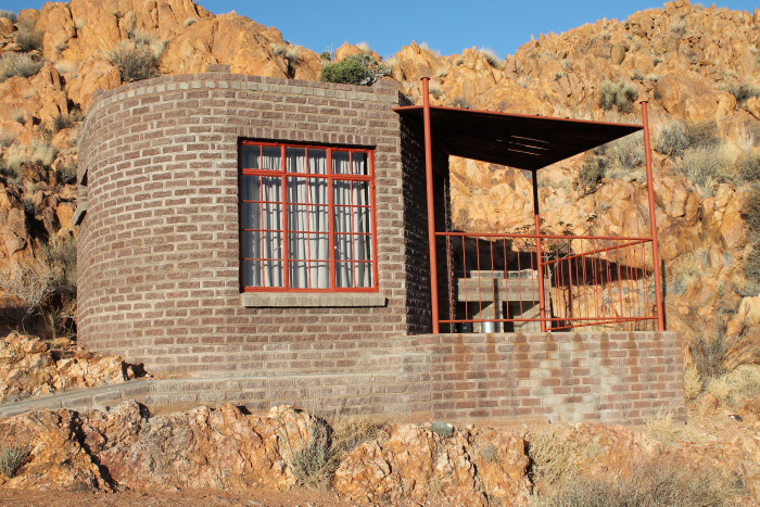 Farm Tiras: chalet, Namibia