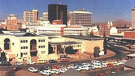 windhoek2.jpg (16405 bytes)